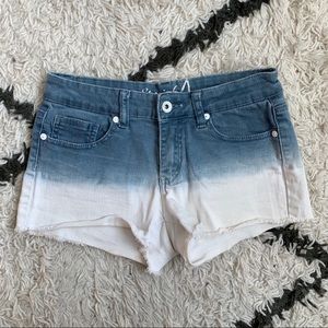 Ombré Denim Shorts - Size: Medium
